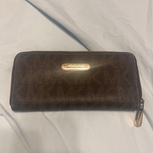 Michael Kors Wallet in Brown